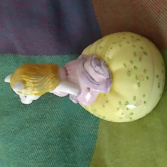 Vintage Ceramic Muppets Miss Piggy Lidded Trinket Dish - Picture 2 of 11